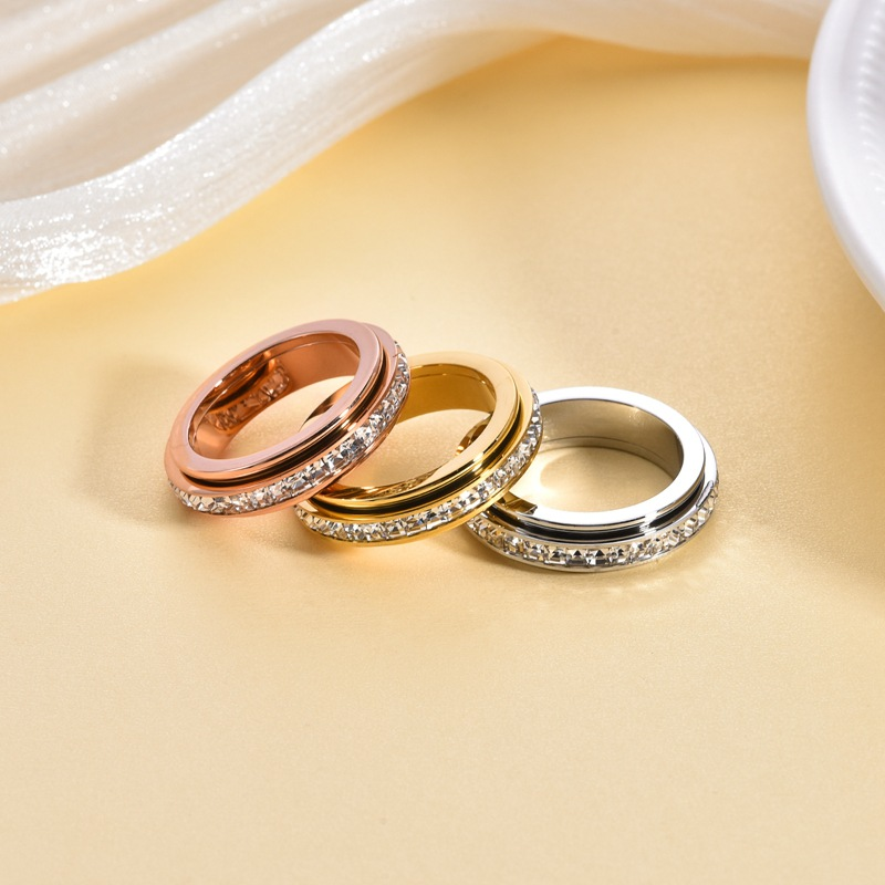 CalmAura Spinner Ring